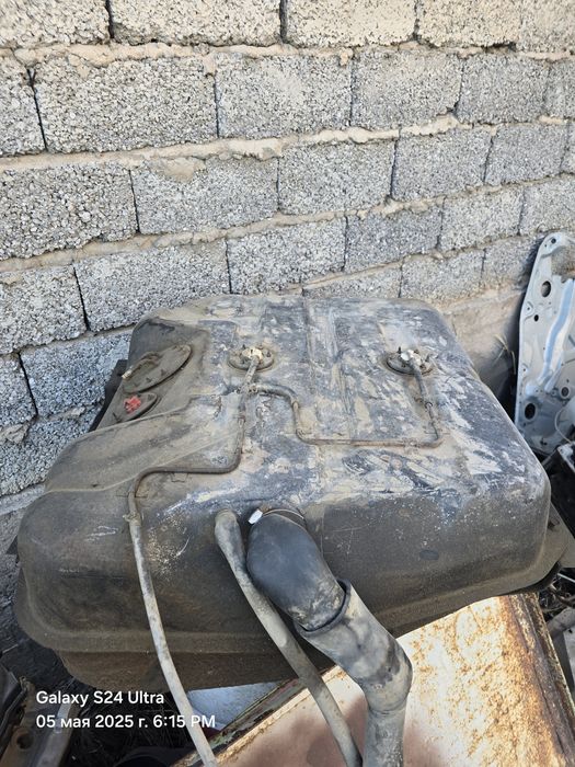 Завчаст Топливнои бак