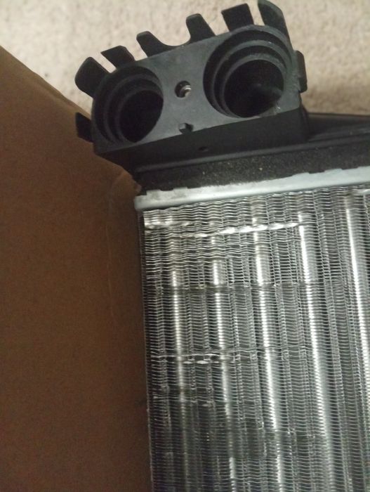 ! Намален  Радиатор парно Пежо 307
