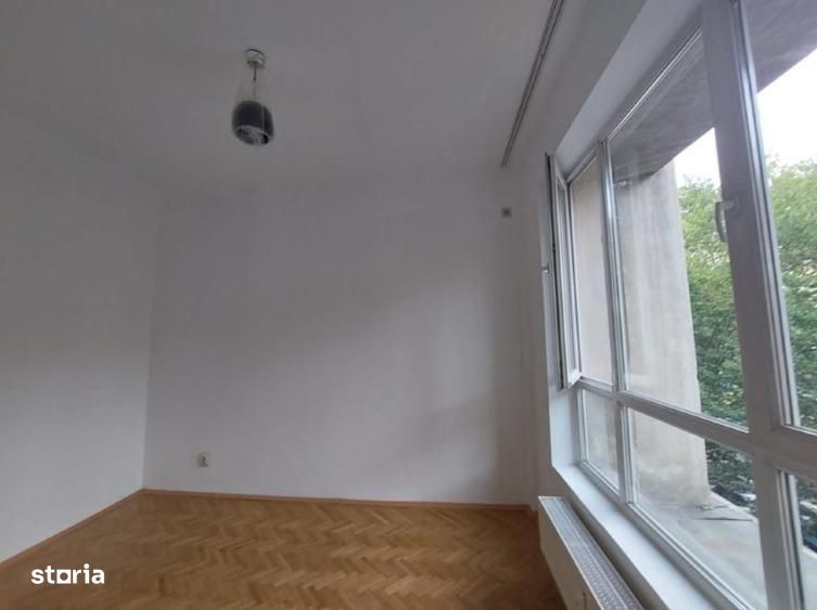 Apartament ultracentral cu 3 camere, aproape de metrou Romană