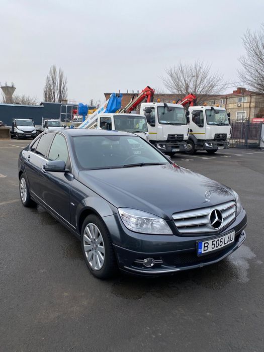 Mercedes-Benz C200