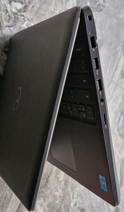 Dell 3420 display 14", intel i5, 16gb ram, 256gb storage, laptop nou n