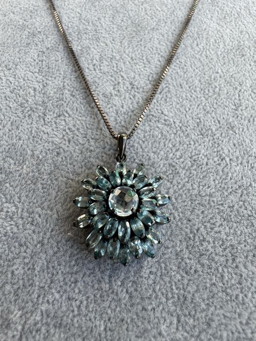 Pandantiv si lant din argint. Acvamarin.