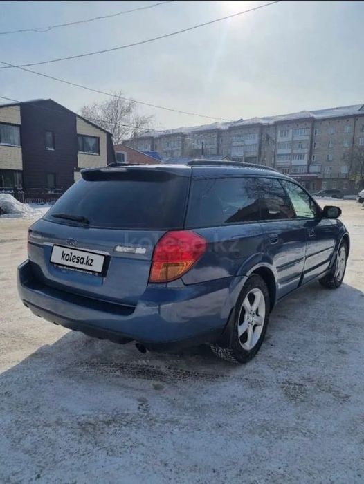 Subaru Outback 2005 года