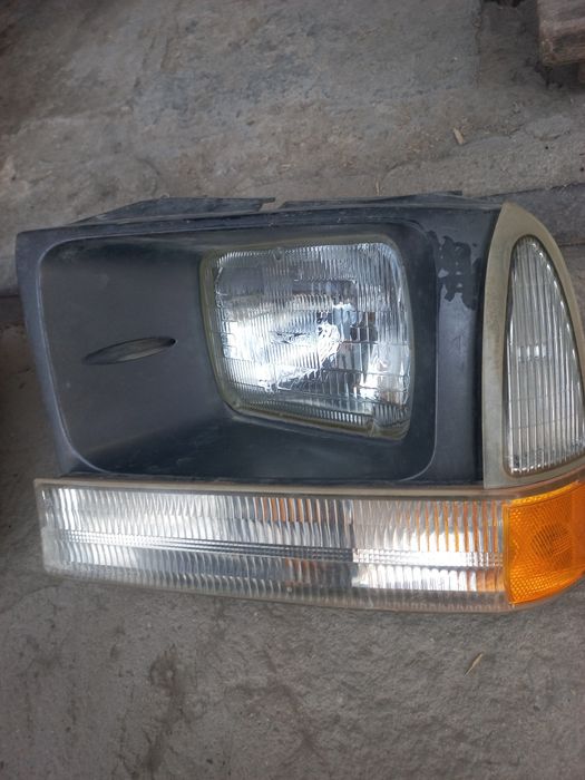 Продам фары FORD F 150