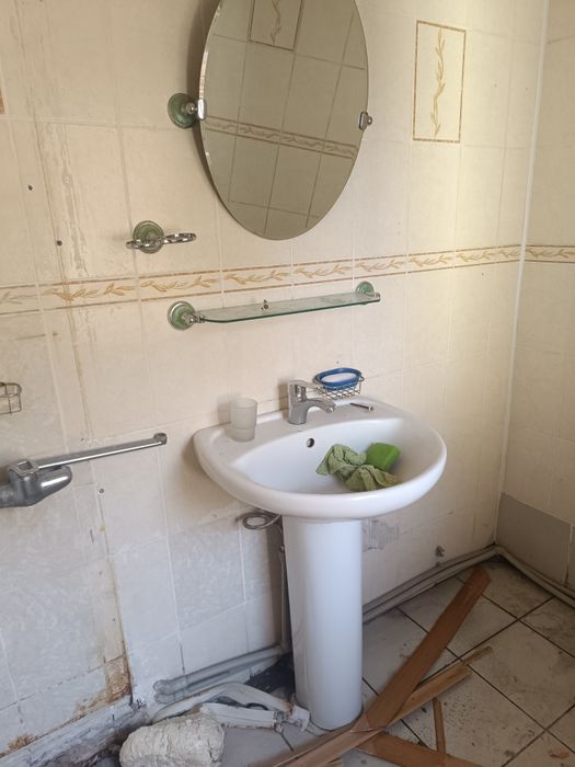 Продам раковину для ванной