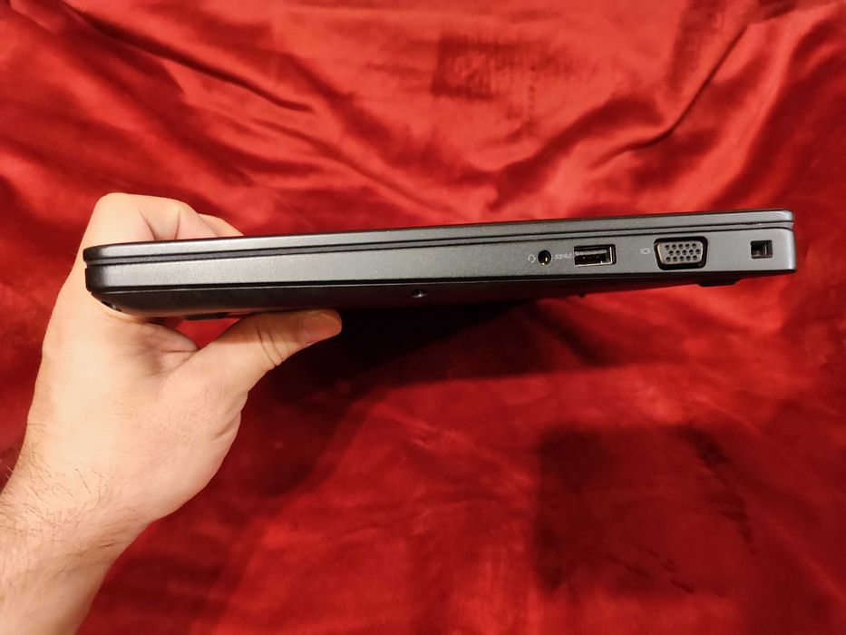 Dell Latitude 5490 14" FHD RAM 8GB SSD 240GB