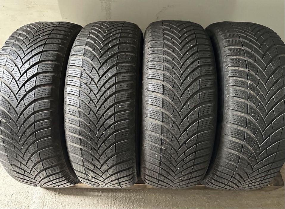 215/55R17 Semperit Speed-Grip