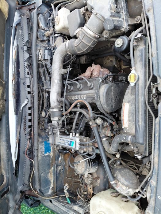 Части за Сузуки Витара 1.6 8в 1.6 16в. Къса и дълга база