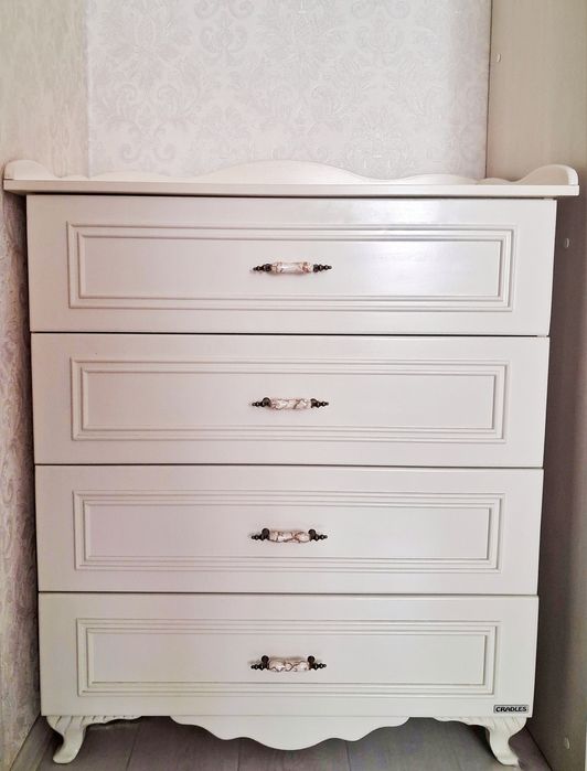 Элегантный комод-пеленатор Cradles
