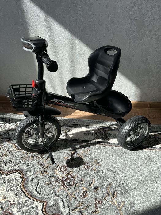 Велосипед трехколесный