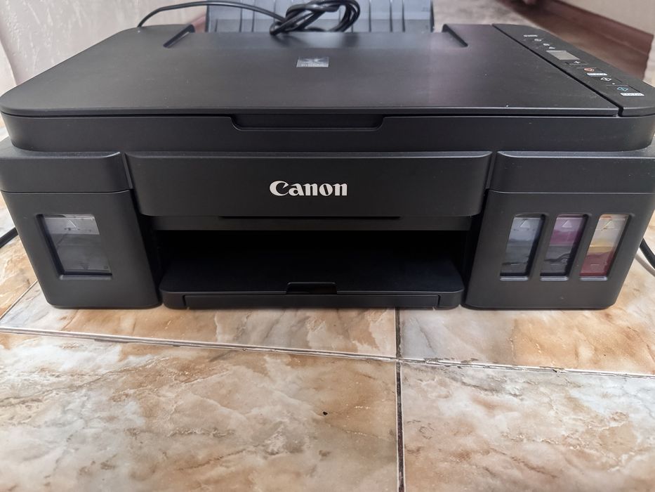 Продам цветной принтер Canon
