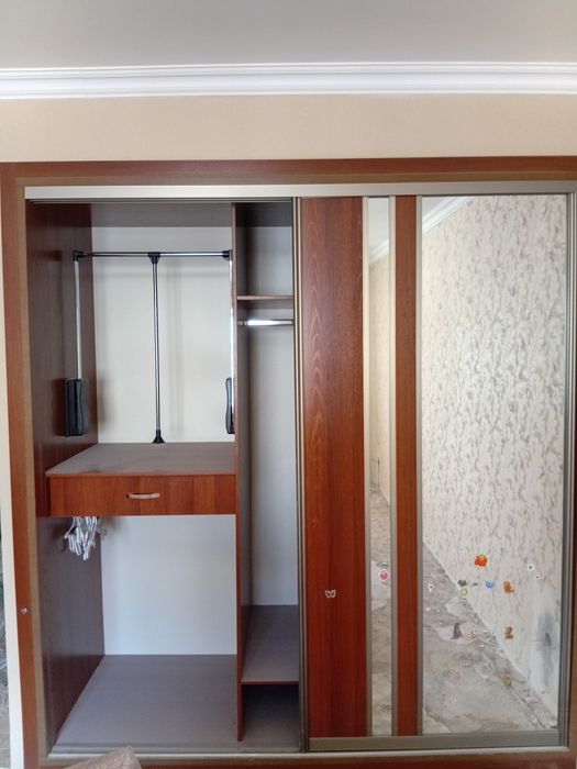 Продаю шкаф срочно