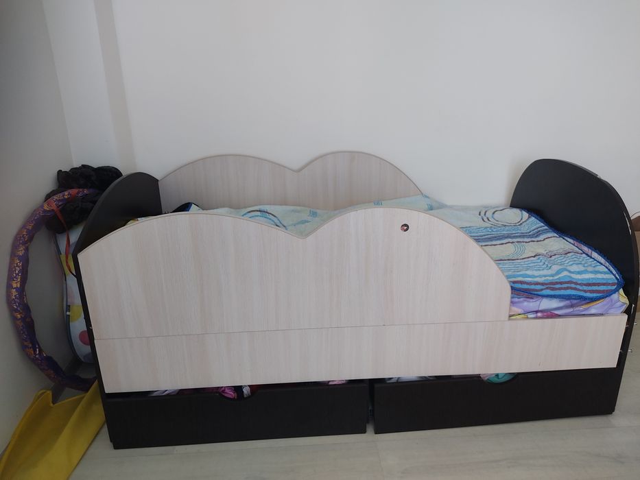 Продам детскую кровать