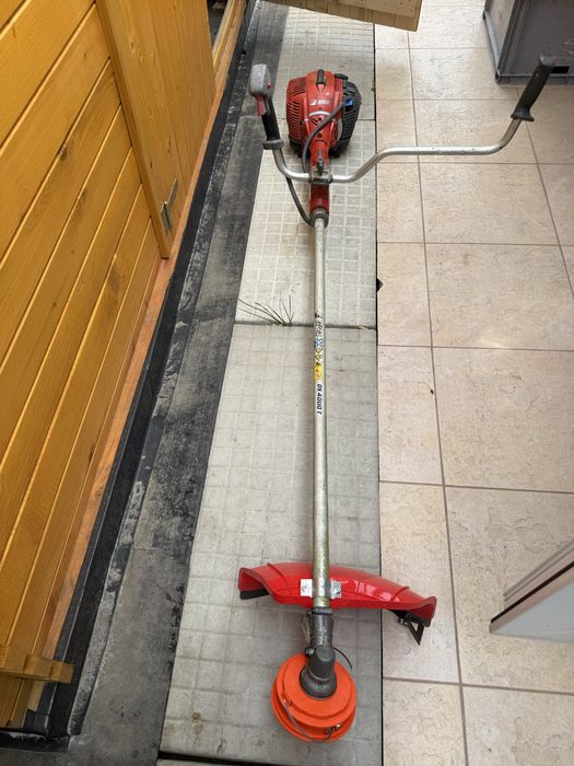 Motocoasa Efco DS4000T