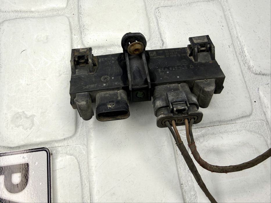 Електически багажник с крак AUDI A6 / A7 C7 4G 3AA962243D