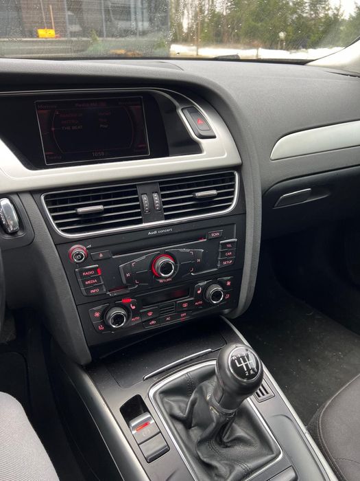 Vând autoturism AUDI A 4