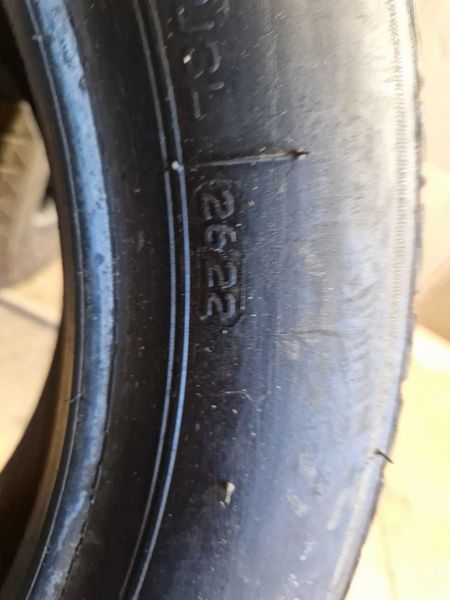 2 Bridgestone R16 195/55
летни гуми DOT2622