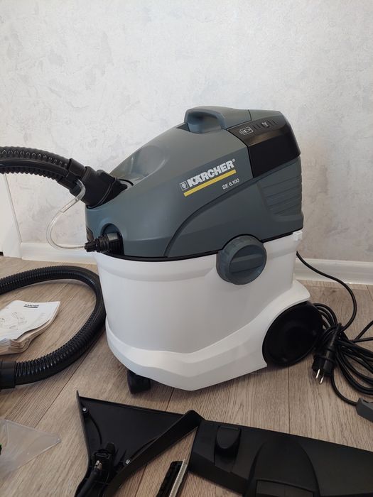 Моющий пылесос   Karcher SE6.100