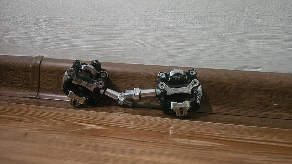 Контактные педали Wellgo