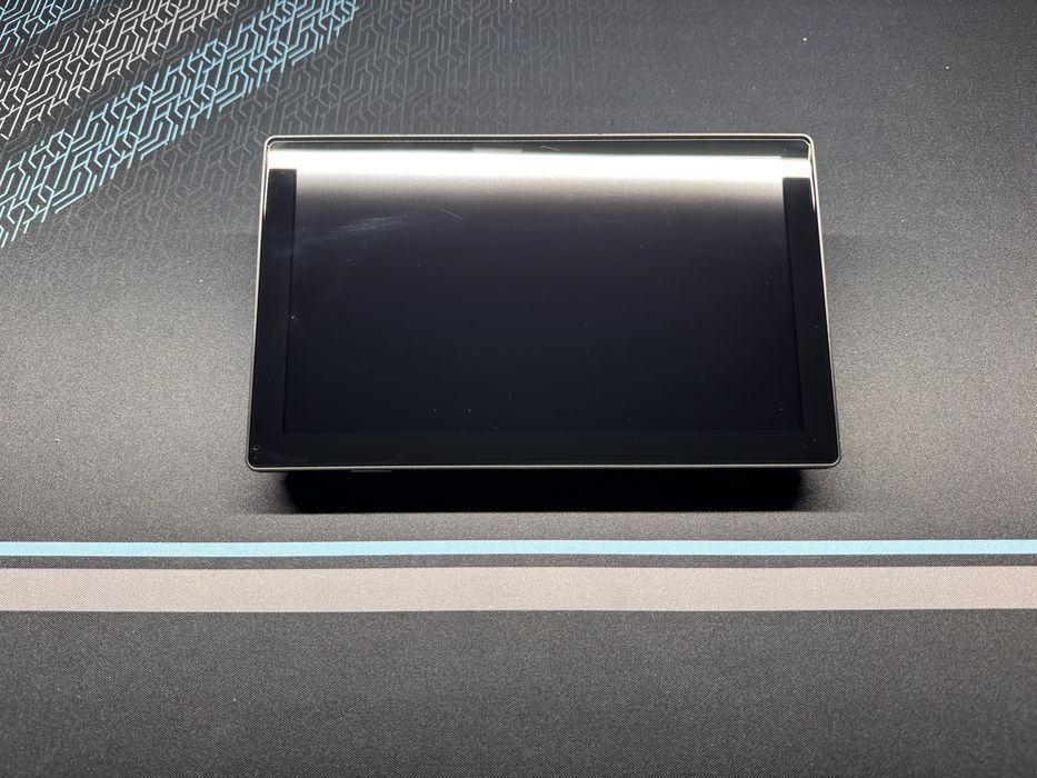 Navigație Auto Ultra-Wide 10.26" – Wireless CarPlay / Android Auto