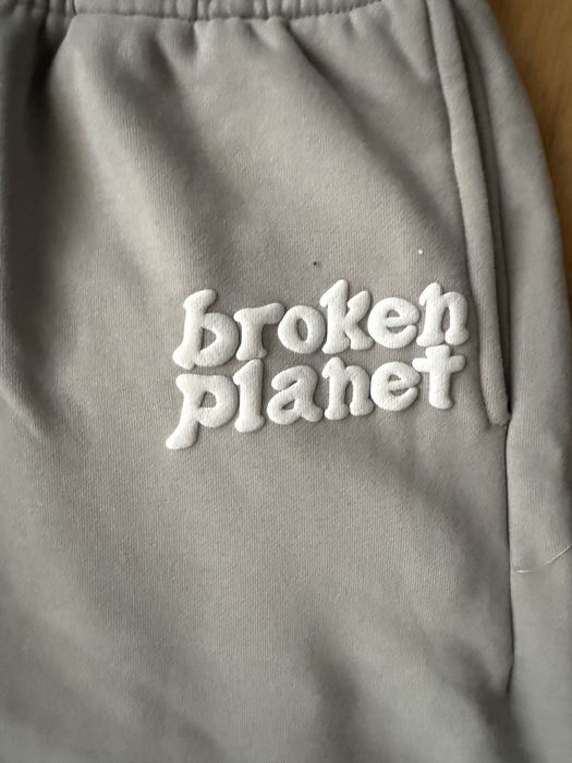 Pantaloni Broken Planet