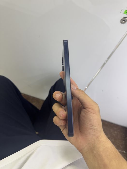 Samsung a06  narxi 750 ming som
