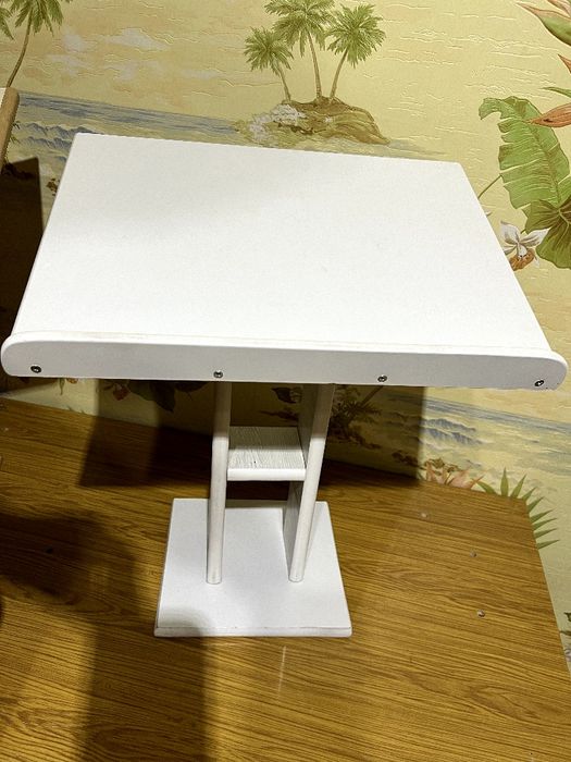 Lavh va kitob uchun podstavka