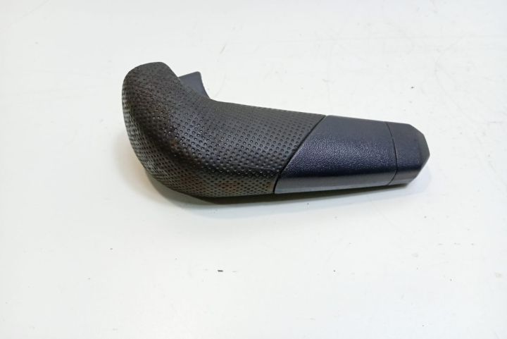 Nuca schimbător Mitsubishi Pajero a 3-a generatie (facelift)