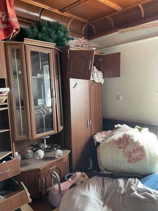 Мебель сатылады .