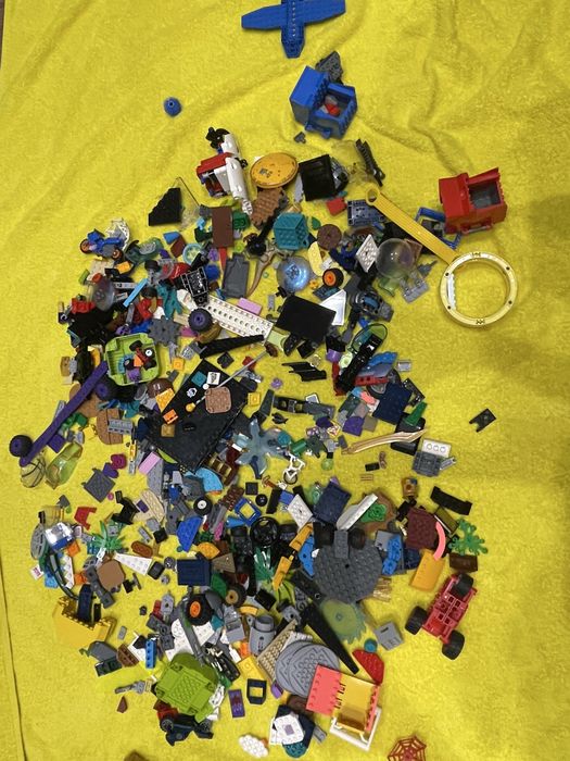 Бокс 99% оригинального Lego