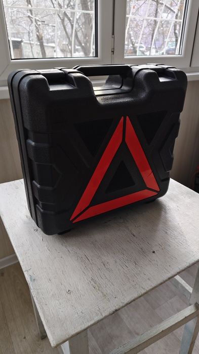 Домкрат 3 в 1 . 12в