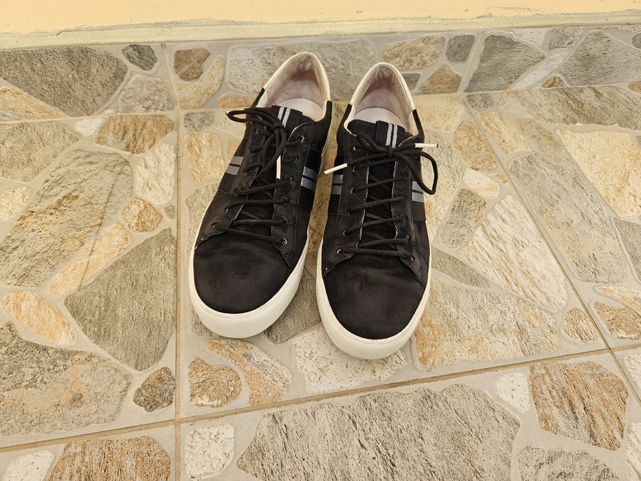 Сникърси "Kennel & Schmenger"