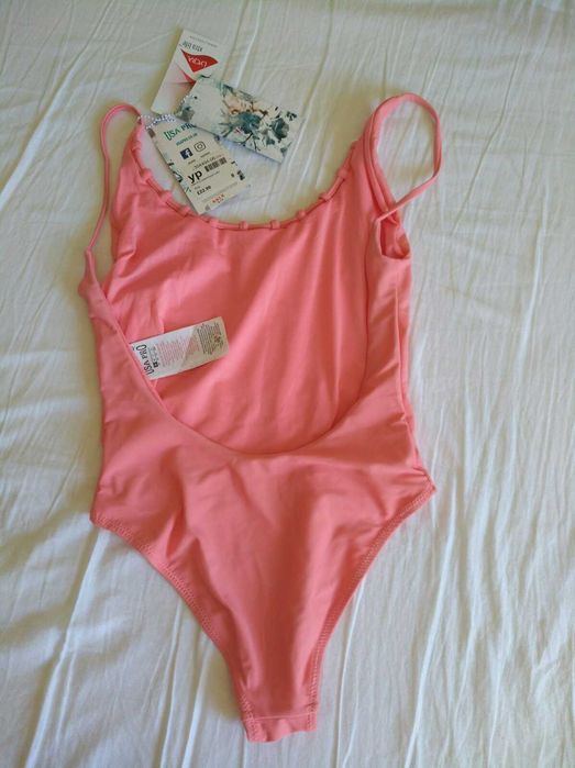 Продавам детски  бански