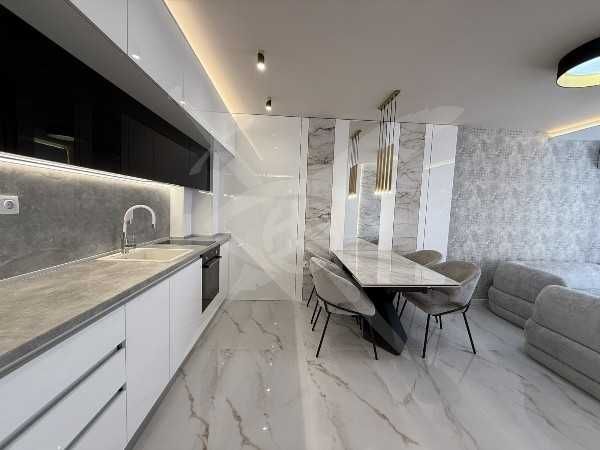 Продава се Тристаен апартамент в София, Хладилника - 96 кв.м за 1222 €/кв.м - Снимка #3