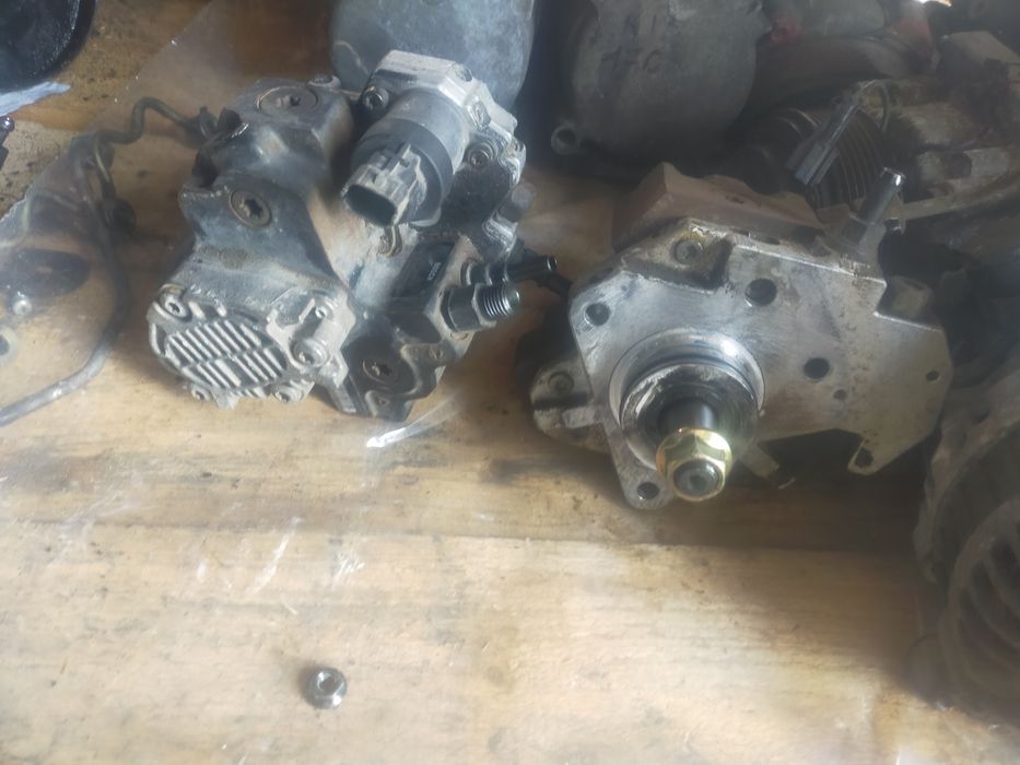 Pompa de înaltă presiune Kia sorento motor 2.5 crd