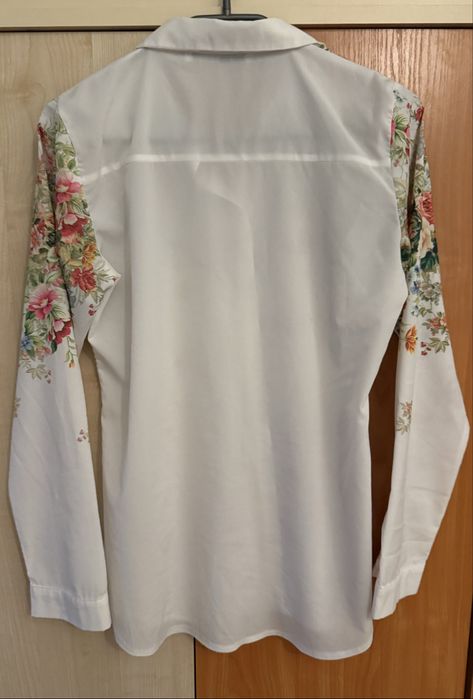 Официална риза с флорален мотив