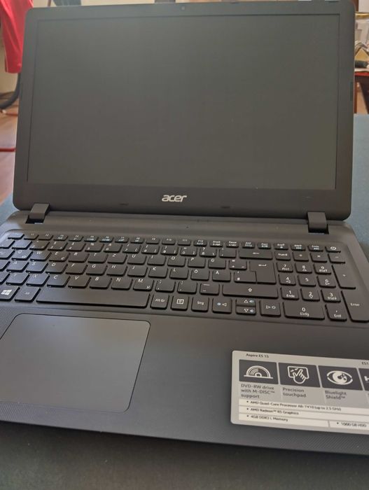 Продава компютър Acer