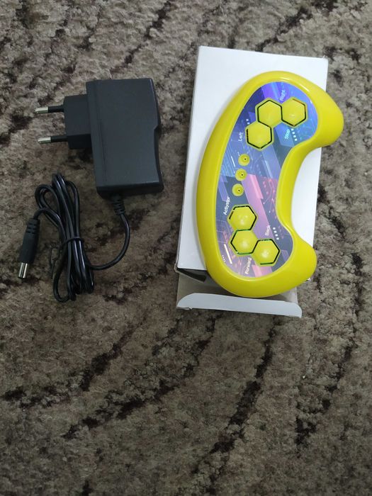 Masinuta electrica pentru copii intre 3 si 7 ani