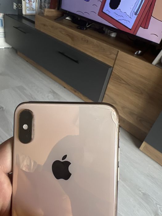 Iphone xs max.