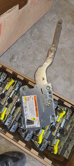 Blum Aventos панти само