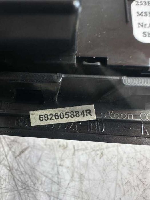 Grila centrala radio RENAULT CLIO 4 cod piesa 682605884r