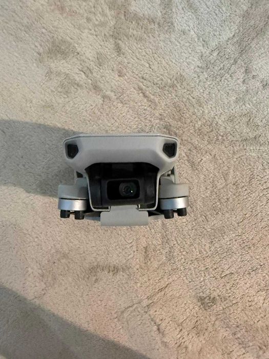 Drona Dji mini 2 se