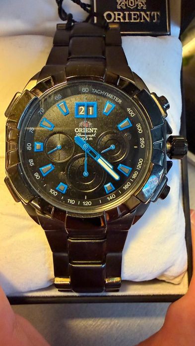 Часовник orient FTV00005B0
