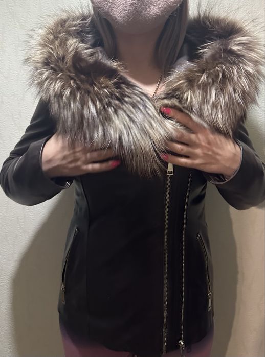 Продам кожаную куртку