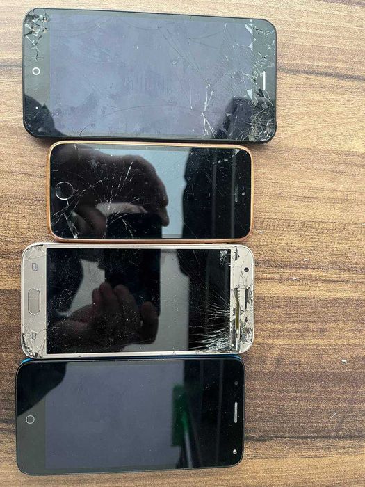 Samsung j 330 с счупен дисплей