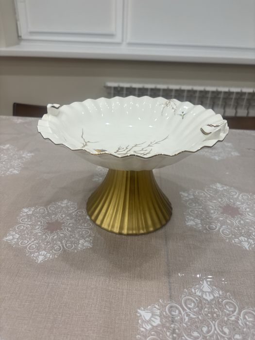 Посуда для сервировки