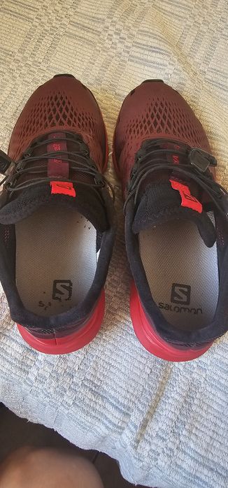 Converse кецове , Salomon маратонки