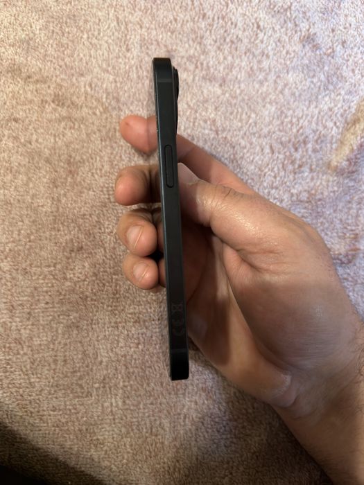 iPhone 14 128gb цвят midnight