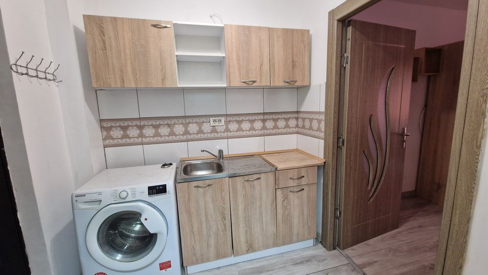 Garsonieră zona Uta, bloc renovat și izolat termic