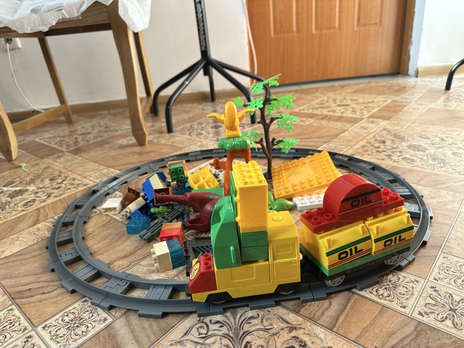 Продам игрушки разные